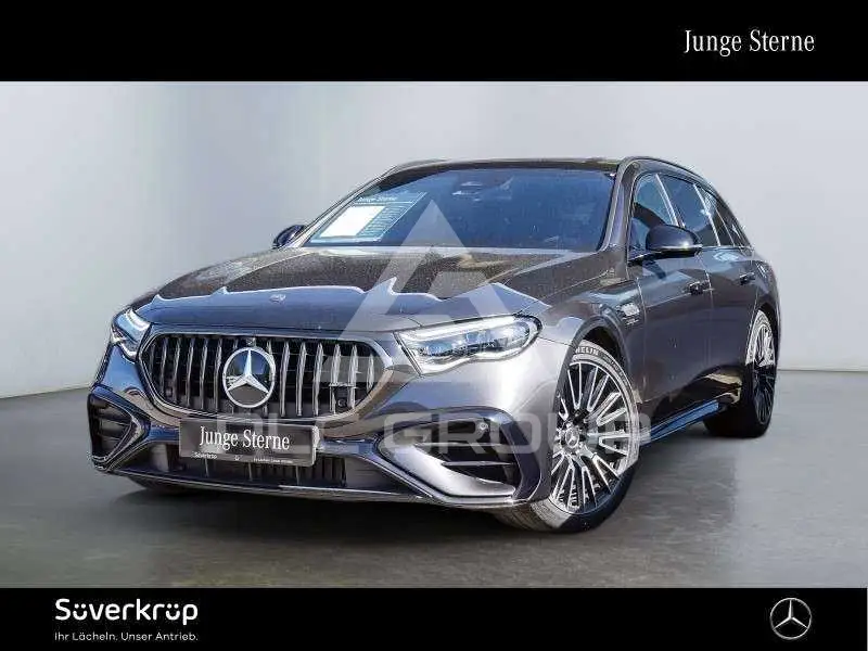 2025 Mercedes Benz E 53 AMG