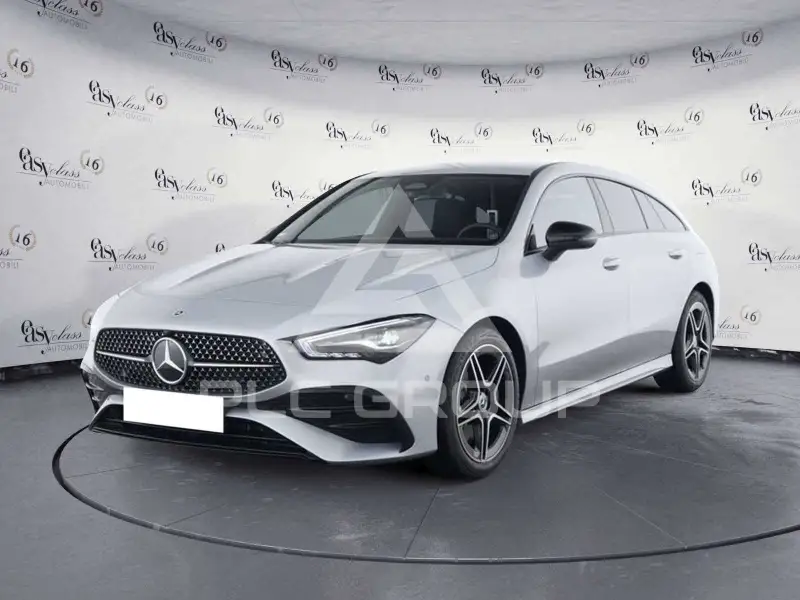 2025 Mercedes Benz CLA 200