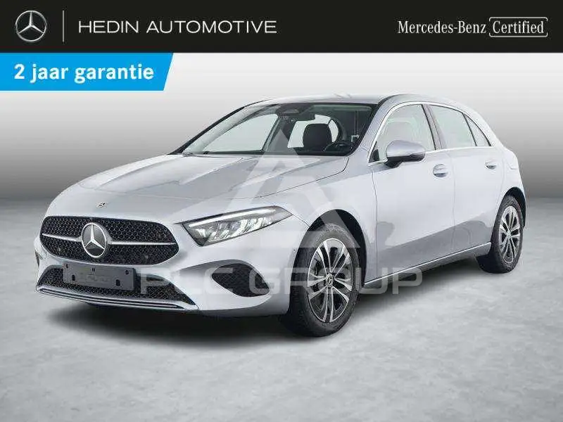 2025 Mercedes Benz A 250