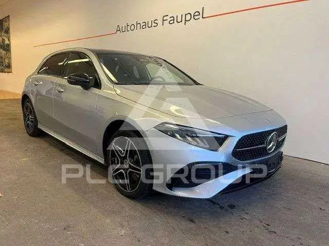 2025 Mercedes Benz A 250
