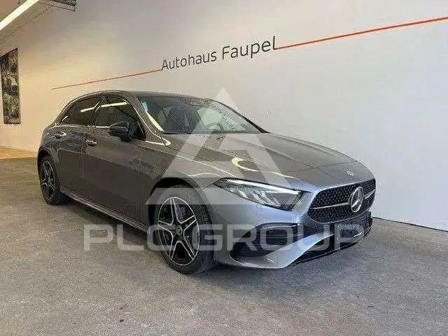 2025 Mercedes Benz A 250