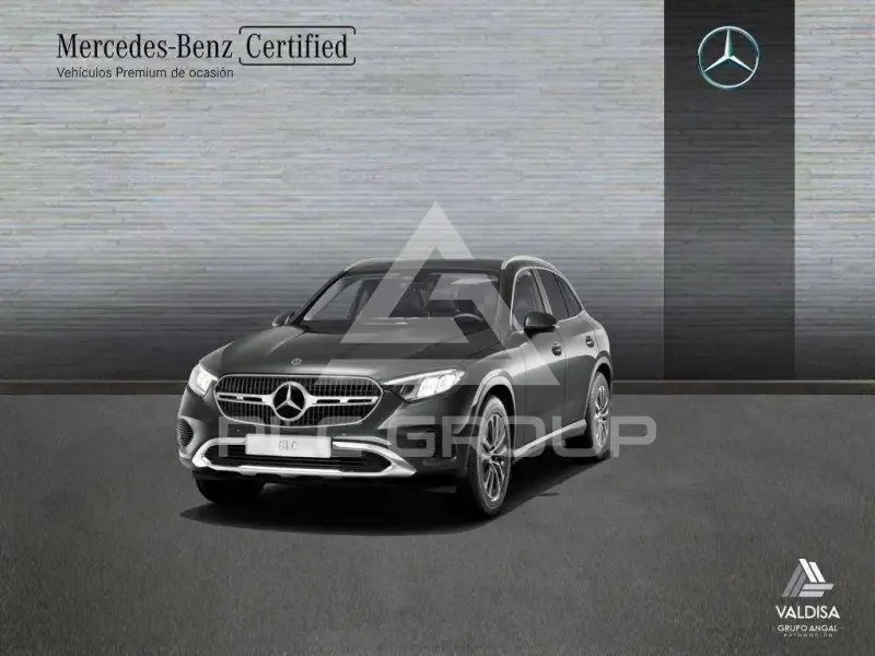 2025 Mercedes Benz GLC 250