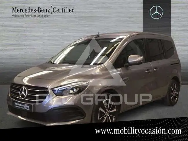 2025 Mercedes Benz A 180