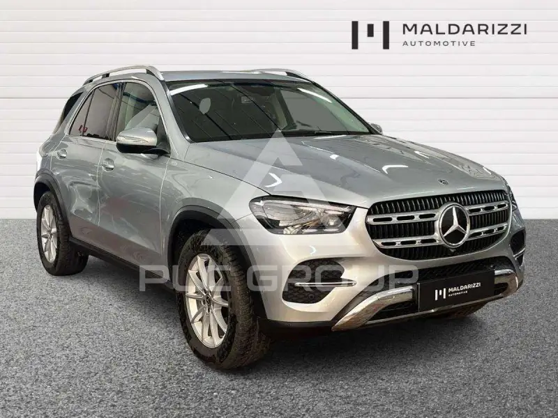 2025 Mercedes Benz GLE 300