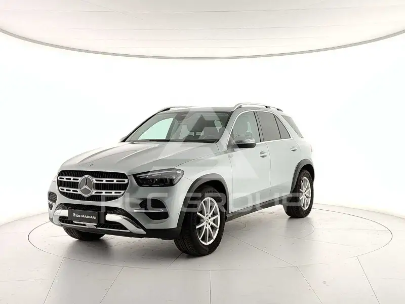 2025 Mercedes Benz GLE 300