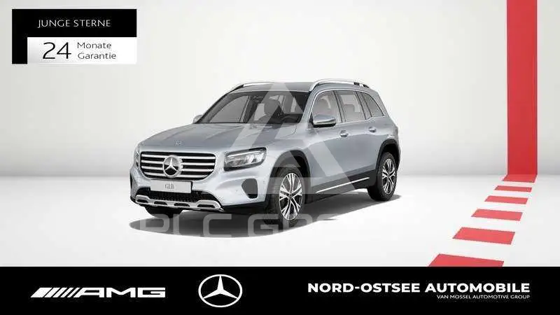 2025 Mercedes Benz GLB