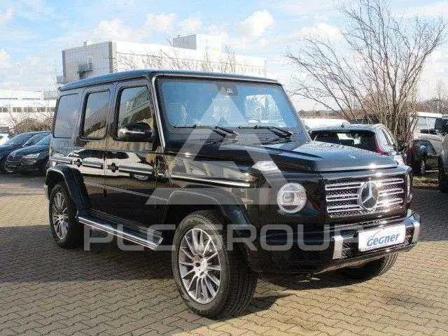 2025 Mercedes Benz G 400