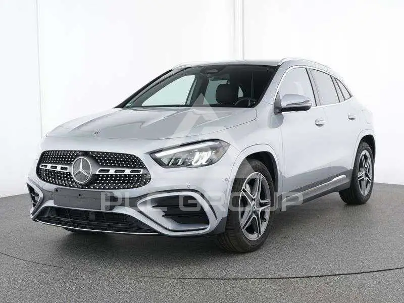 2025 Mercedes Benz GLA-Class
