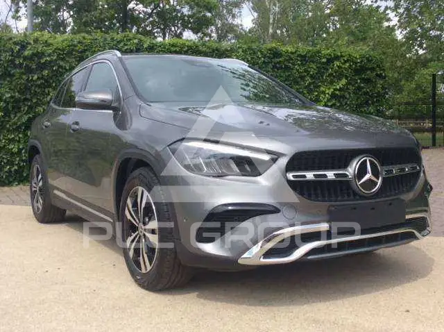 2025 Mercedes Benz GLA-Class