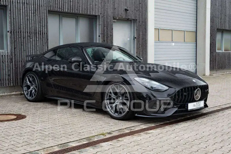 2025 Mercedes Benz AMG
