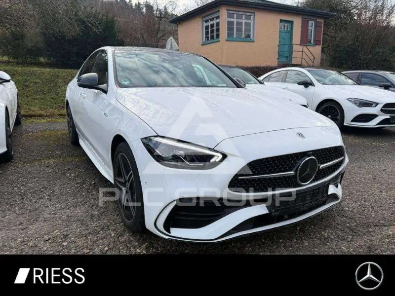 2025 Mercedes Benz C 300