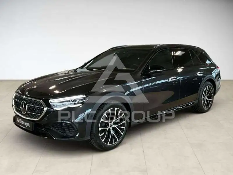 2025 Mercedes Benz E 300