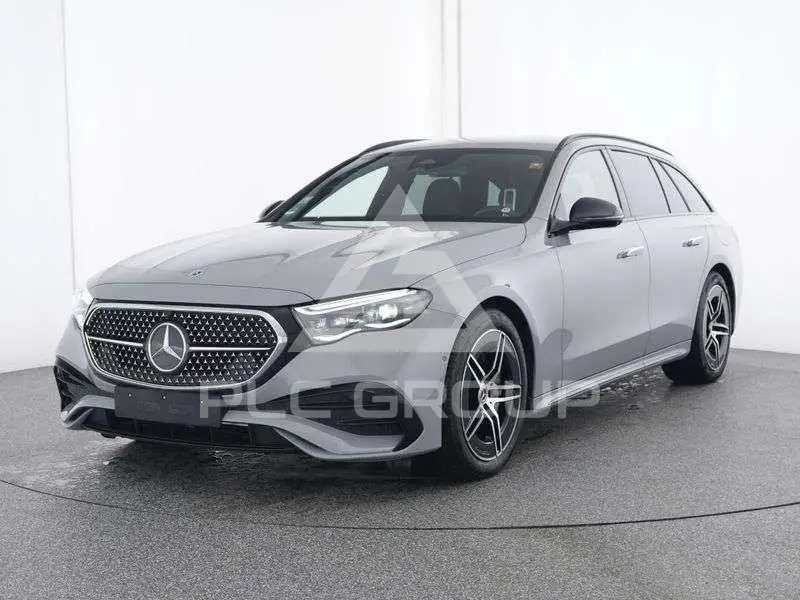 2025 Mercedes Benz E 300