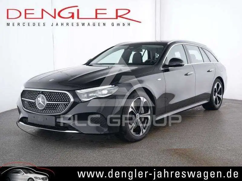 2025 Mercedes Benz E 300