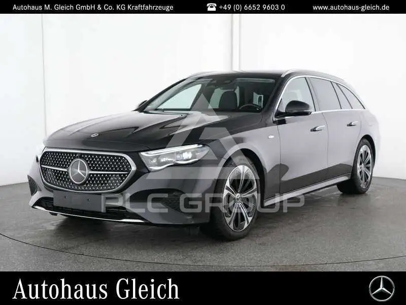 2025 Mercedes Benz E 300