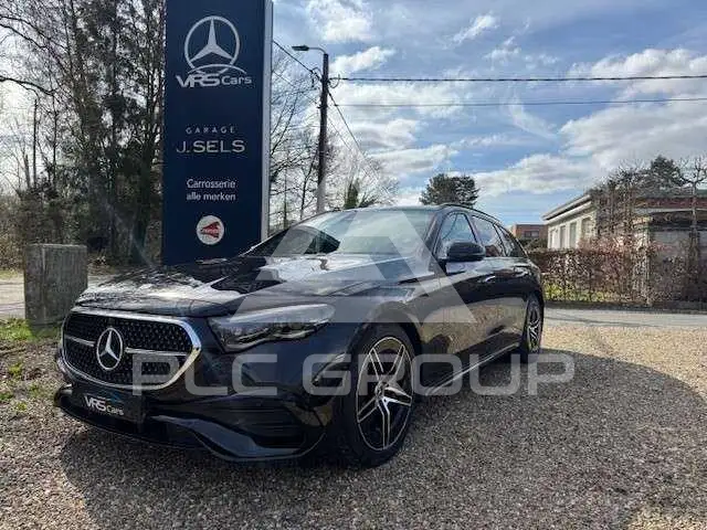 2025 Mercedes Benz E 300
