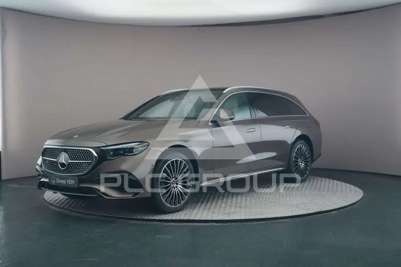 2025 Mercedes Benz E 300