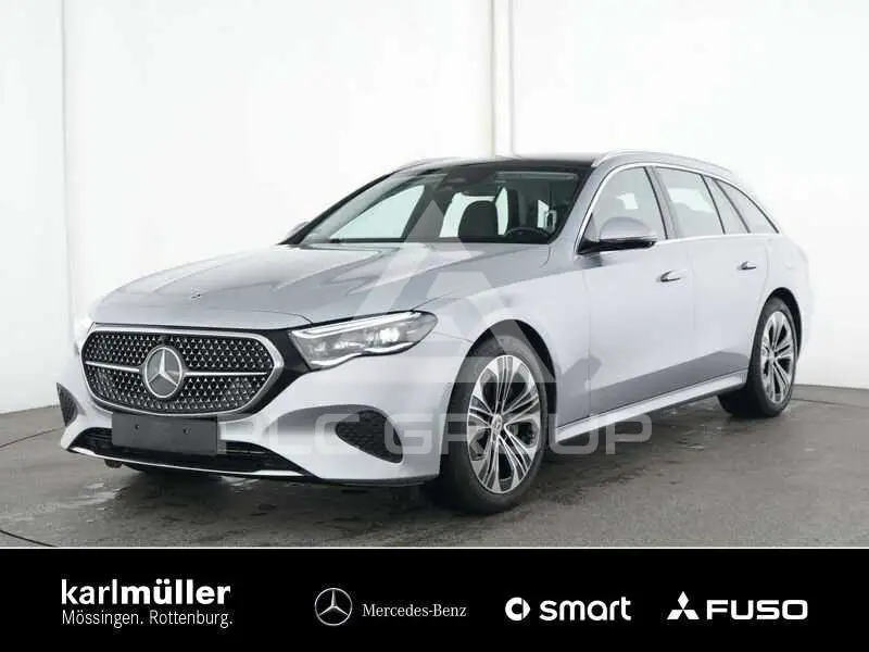 2025 Mercedes Benz E 300