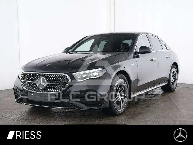 2025 Mercedes Benz E 300