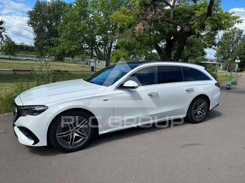 2025 Mercedes Benz E 300