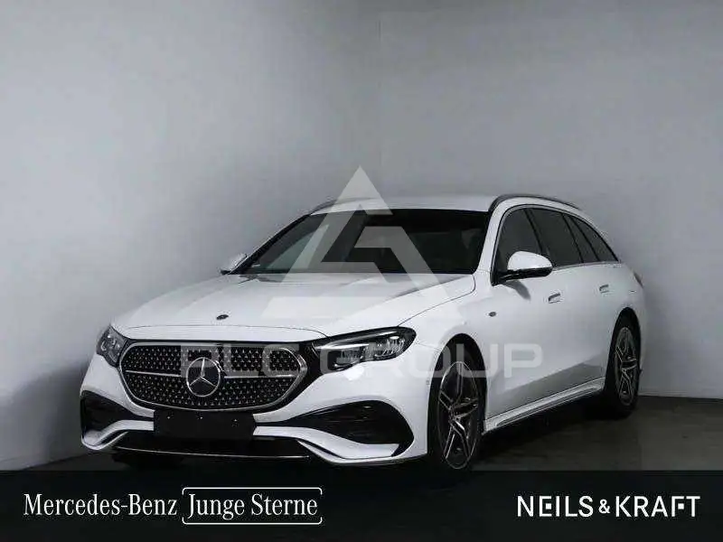 2025 Mercedes Benz E 300