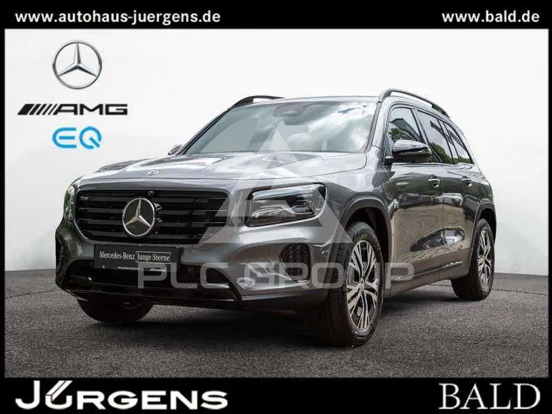 2025 Mercedes Benz GLB 250