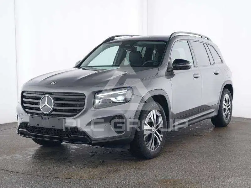 2025 Mercedes Benz GLB 250