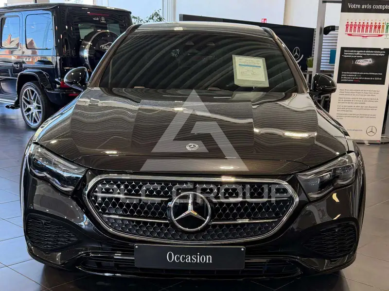 2025 Mercedes Benz 220