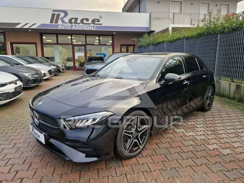 2025 Mercedes Benz 220