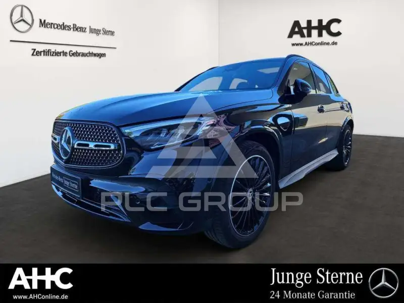 2025 Mercedes Benz GLC 300
