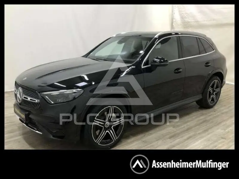 2025 Mercedes Benz GLC 300