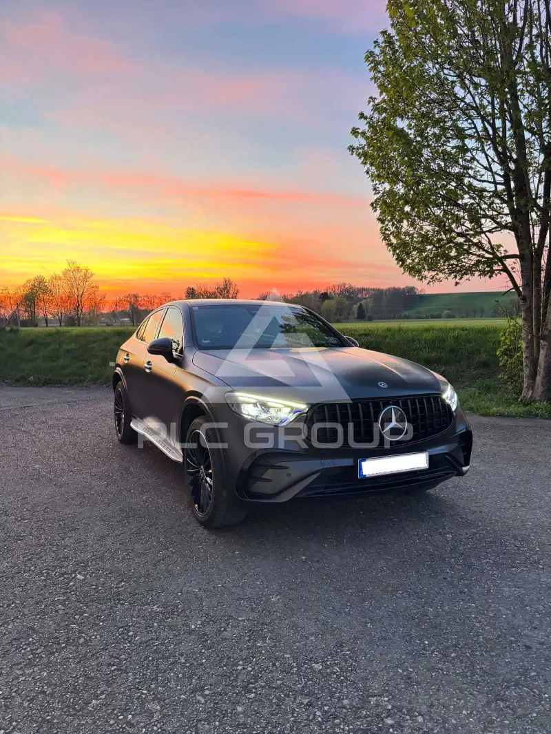 2025 Mercedes Benz GLC 300