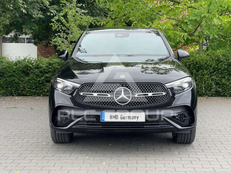 2025 Mercedes Benz GLC 300