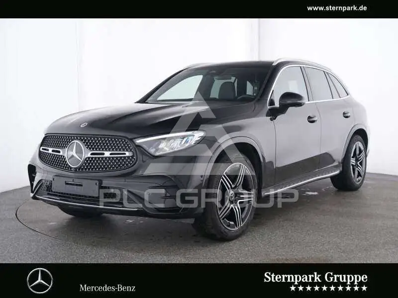 2025 Mercedes Benz GLC 300