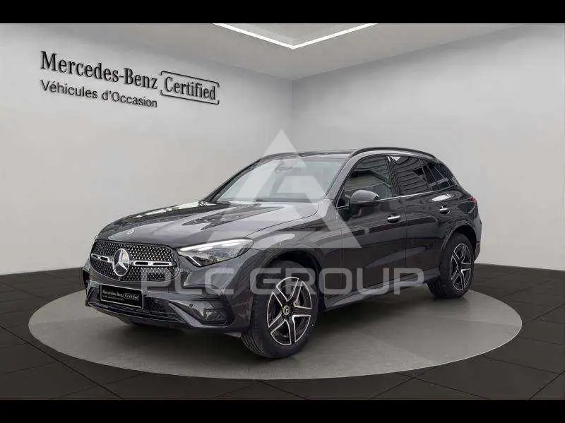 2025 Mercedes Benz GLC 300
