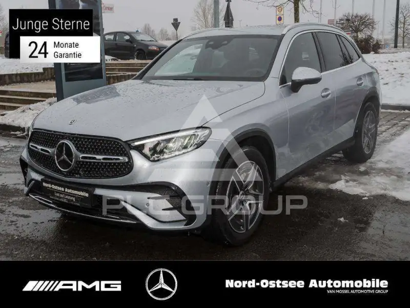 2025 Mercedes Benz GLC 300