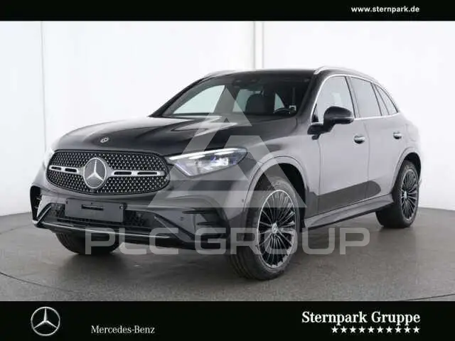 2025 Mercedes Benz GLC 300