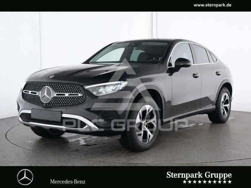 2025 Mercedes Benz GLC 300