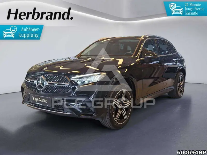 2025 Mercedes Benz GLC 300