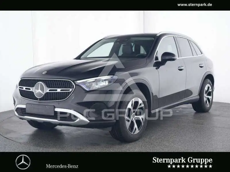 2025 Mercedes Benz GLC 300