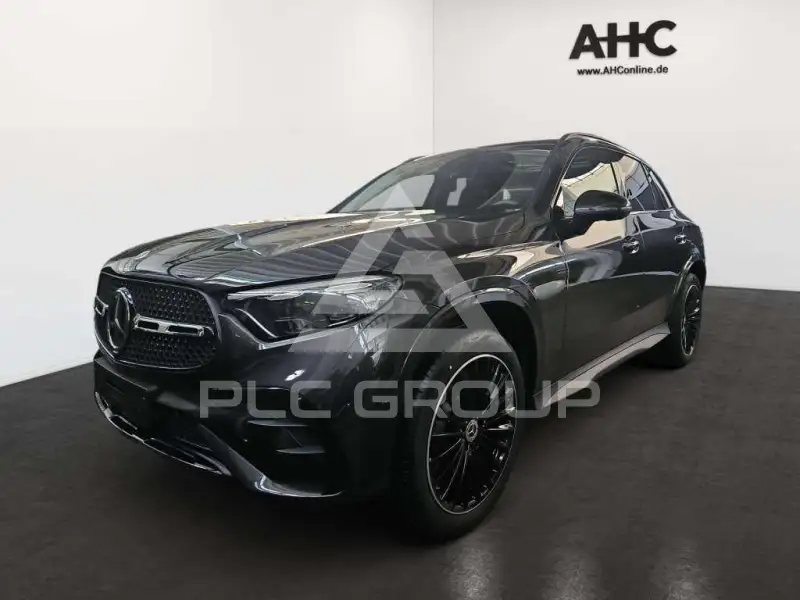 2025 Mercedes Benz GLC 300