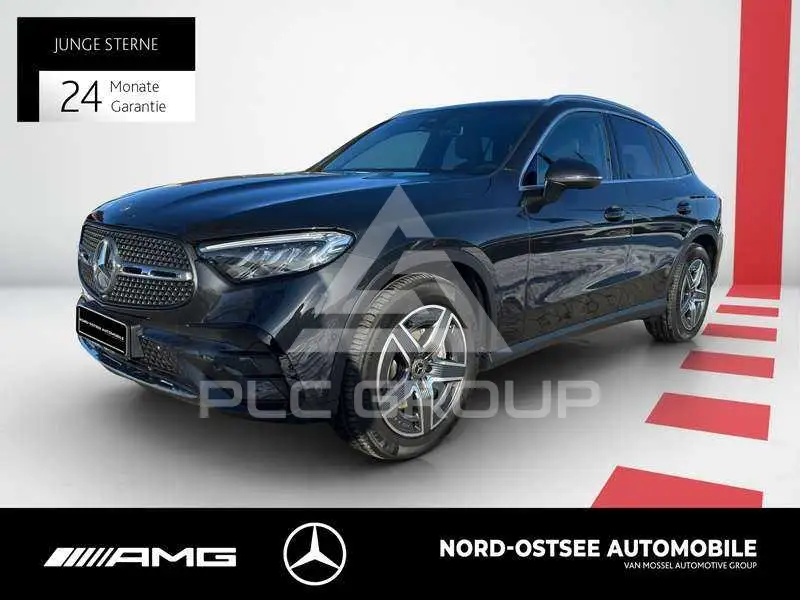 2025 Mercedes Benz GLC 300
