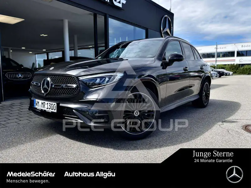 2025 Mercedes Benz GLC 300