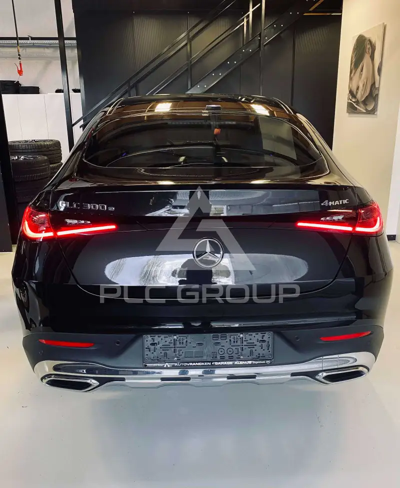 2025 Mercedes Benz GLC 300