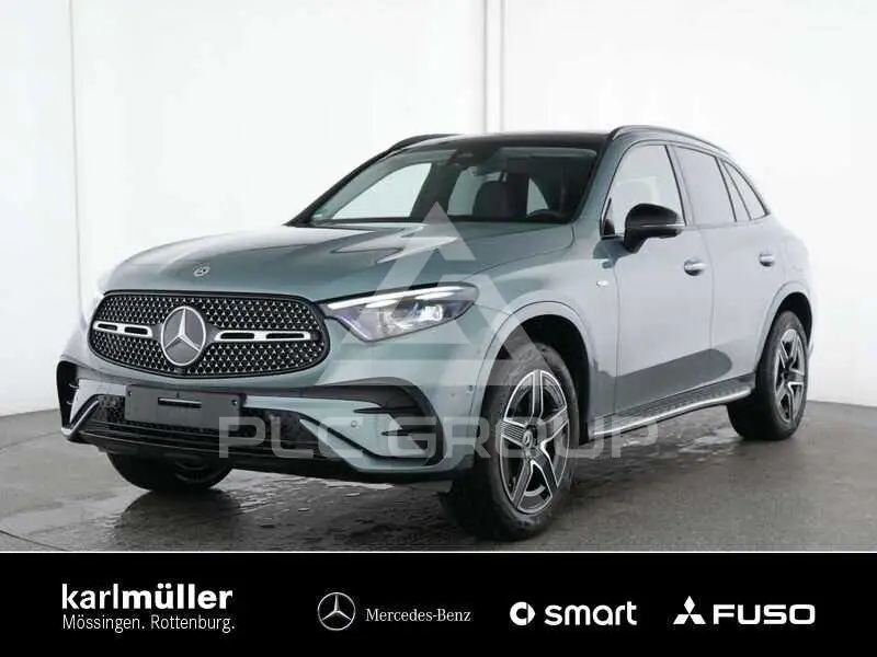 2025 Mercedes Benz GLC 300