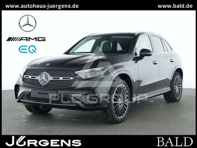 2025 Mercedes Benz GLC 300