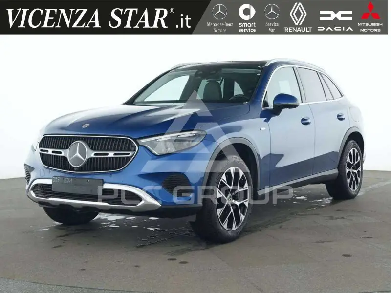 2025 Mercedes Benz GLC 300