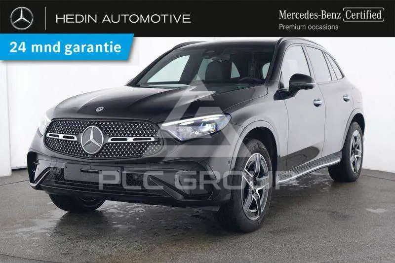 2025 Mercedes Benz GLC 300