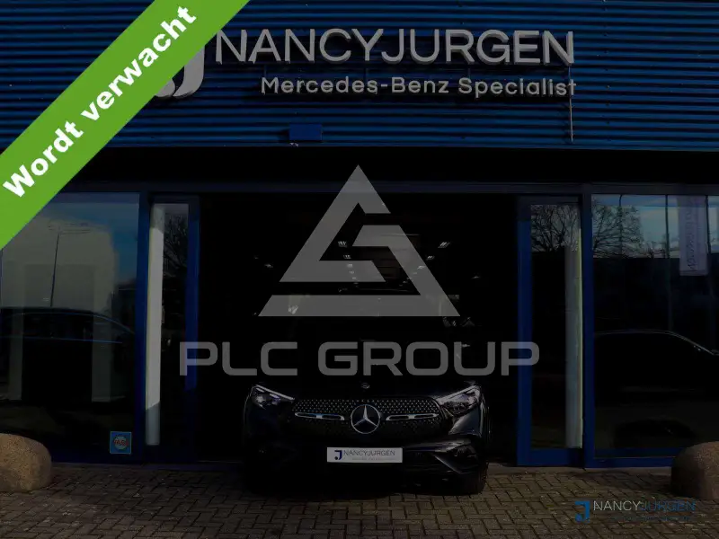 2025 Mercedes Benz GLC 300