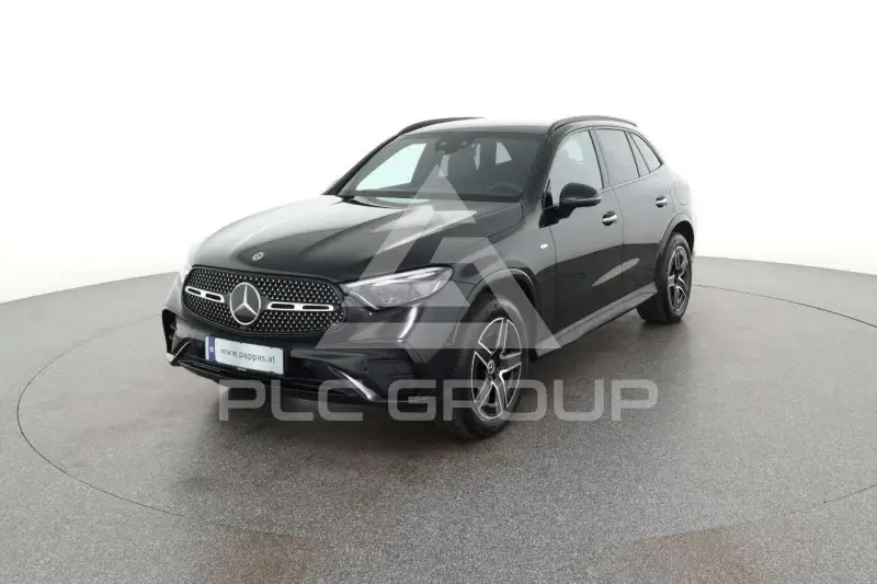 2025 Mercedes Benz GLC 300